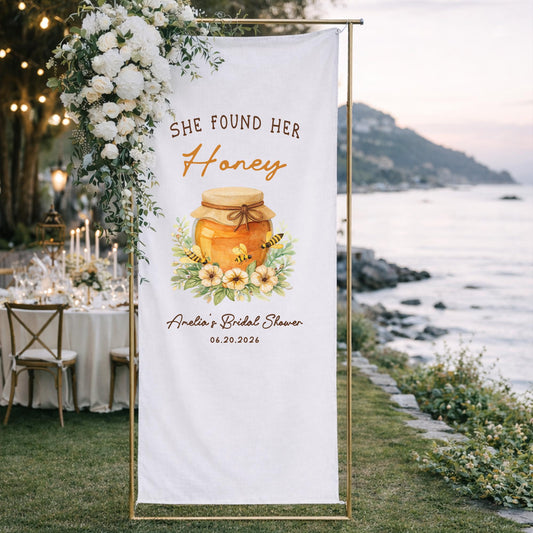 Bridal Shower Welcome Sign She Found Her Honey Banner, Custom Name Date Fabric Backdrop, Boho Bridal Shower Decor, Wedding Party Sign