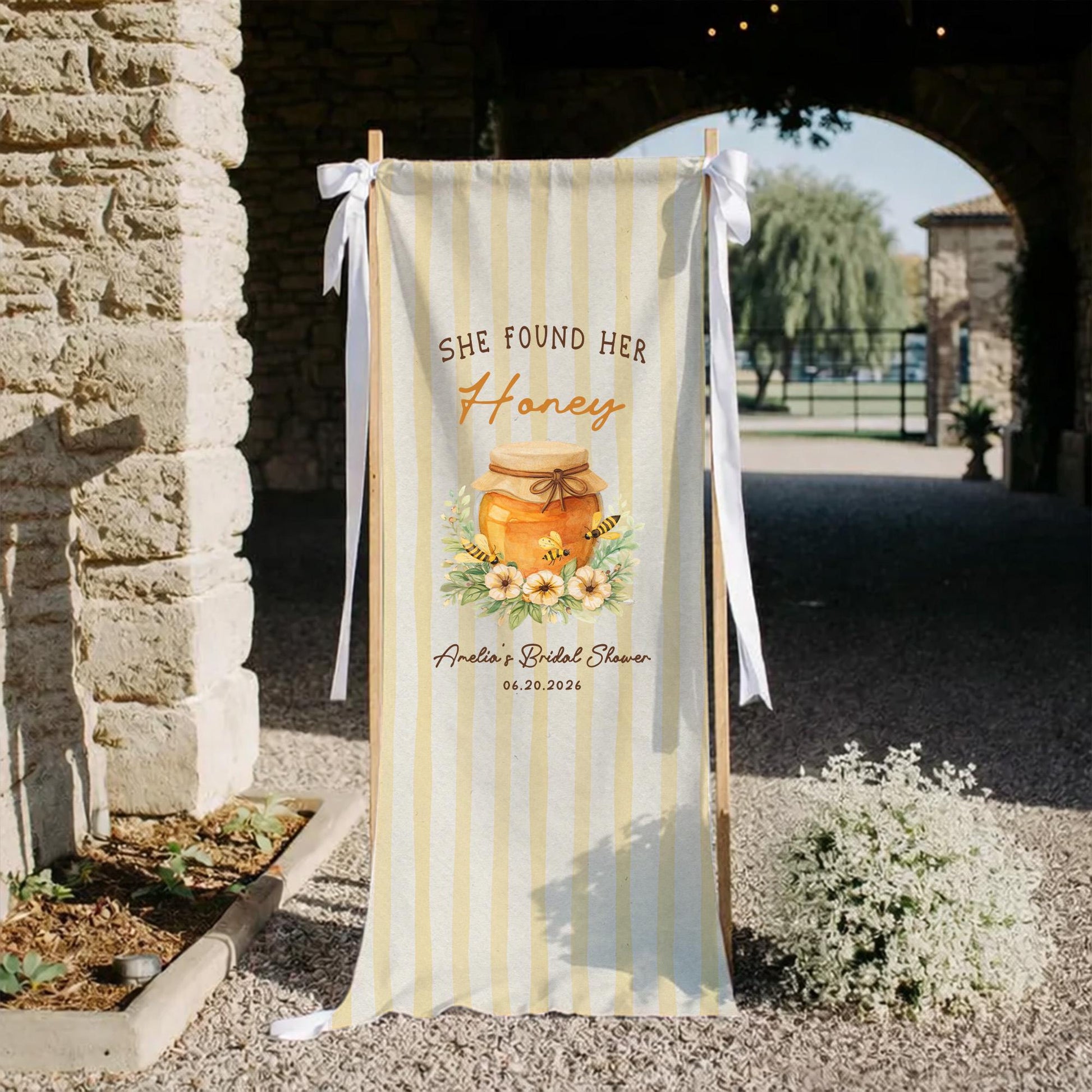 Bridal Shower Welcome Sign She Found Her Honey Banner, Custom Name Date Fabric Backdrop, Boho Bridal Shower Decor, Wedding Party Sign