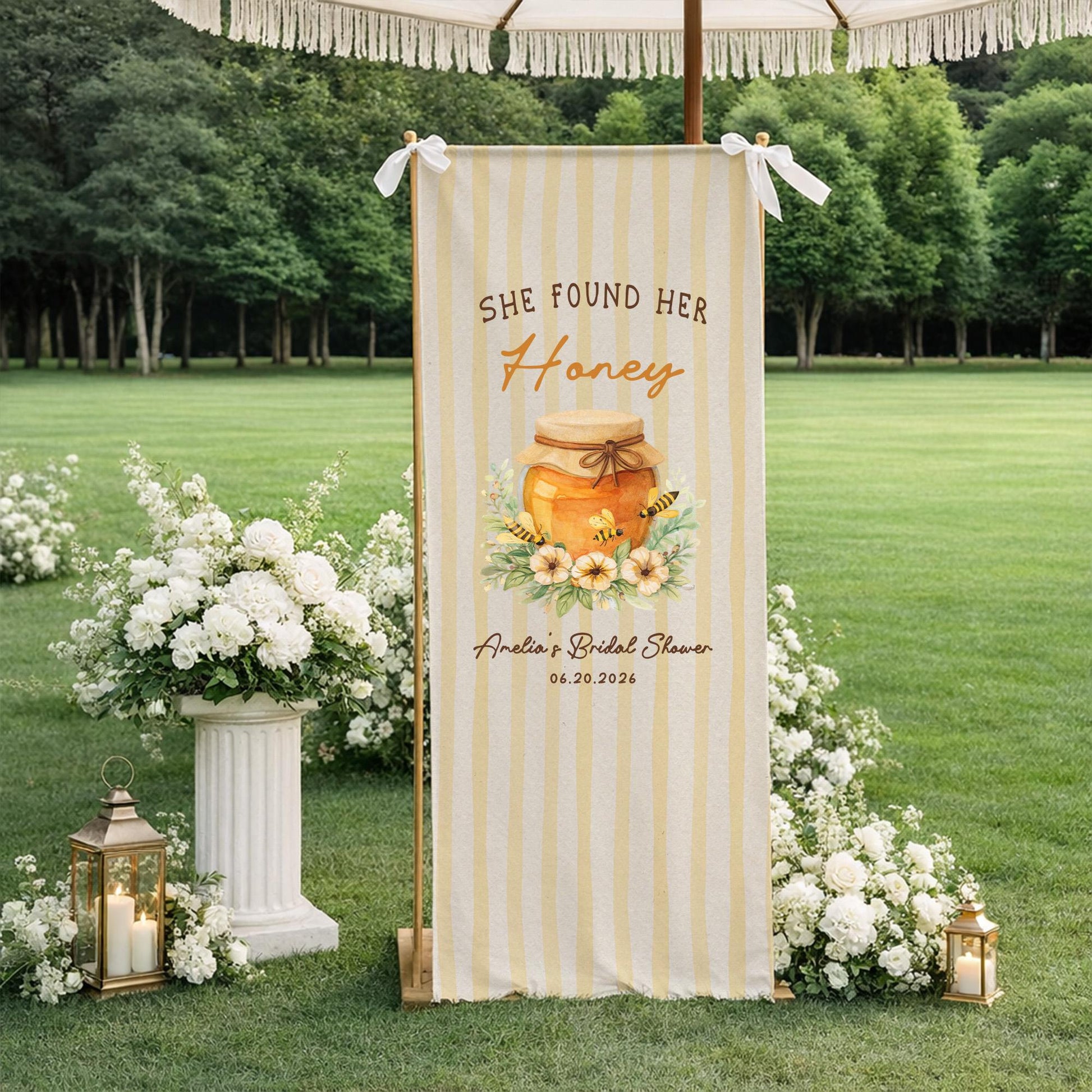 Bridal Shower Welcome Sign She Found Her Honey Banner, Custom Name Date Fabric Backdrop, Boho Bridal Shower Decor, Wedding Party Sign